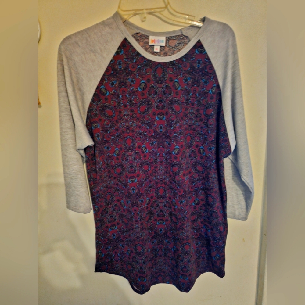 Patterned Raglan Sleeve Top LuLaRoe
